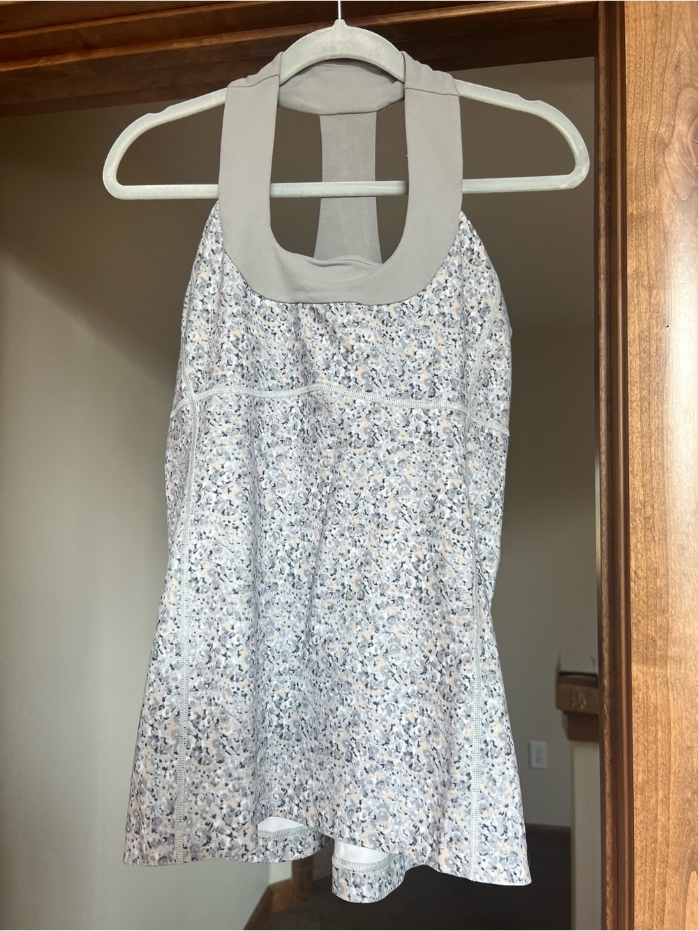 lululemon athletica Light Gray Floral-Print Tank
